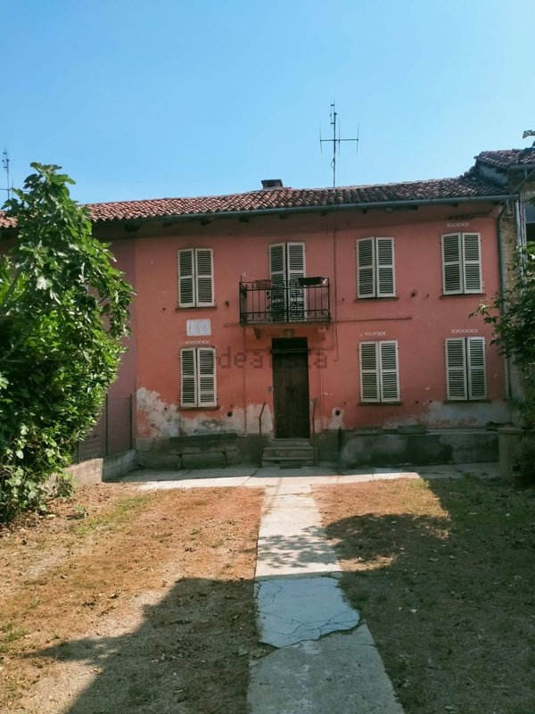 quadrivano in vendita ad Asti in zona Montemarzo