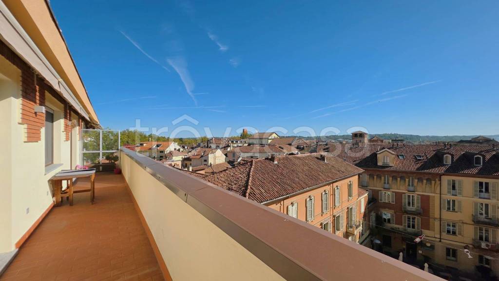 appartamento in vendita ad Asti in zona Centro Città