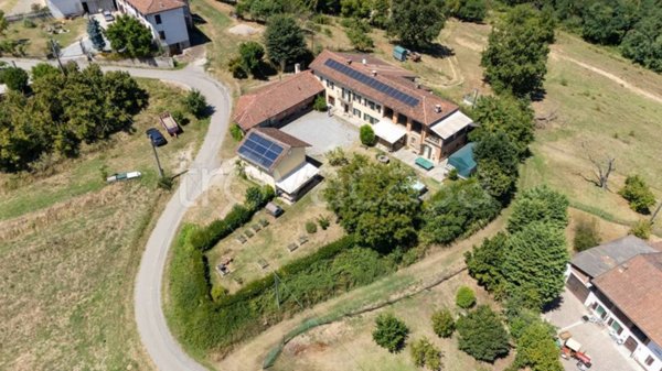 casa indipendente in vendita ad Asti