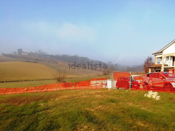 terreno edificabile in vendita ad Asti in zona Stazione di Portacomaro