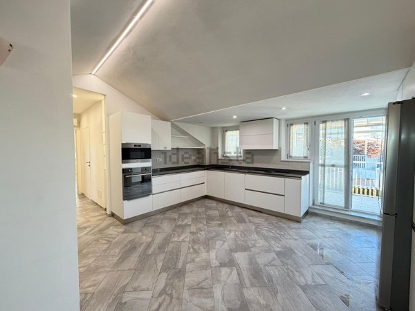 appartamento in vendita ad Asti in zona Manzoni