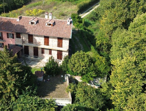 casa indipendente in vendita ad Asti
