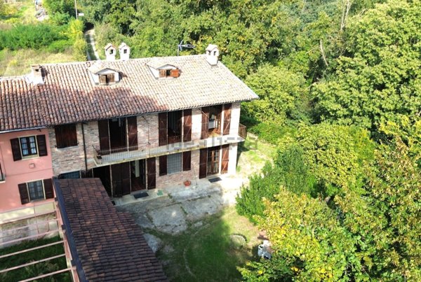 casa indipendente in vendita ad Asti