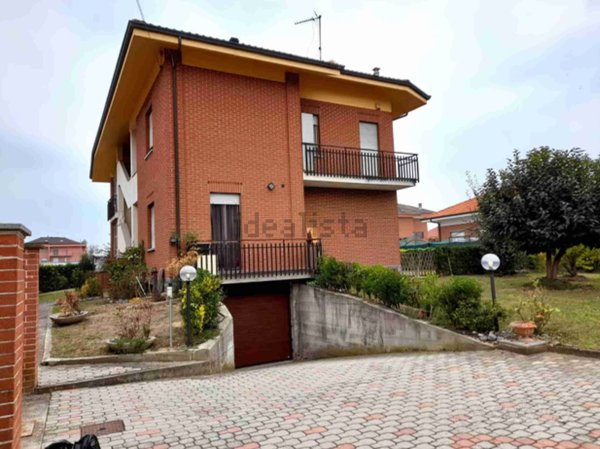 casa indipendente in vendita ad Asti