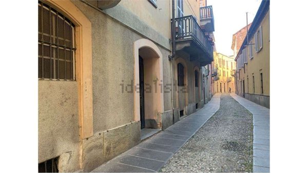 locale di sgombero in vendita ad Asti in zona Centro Città