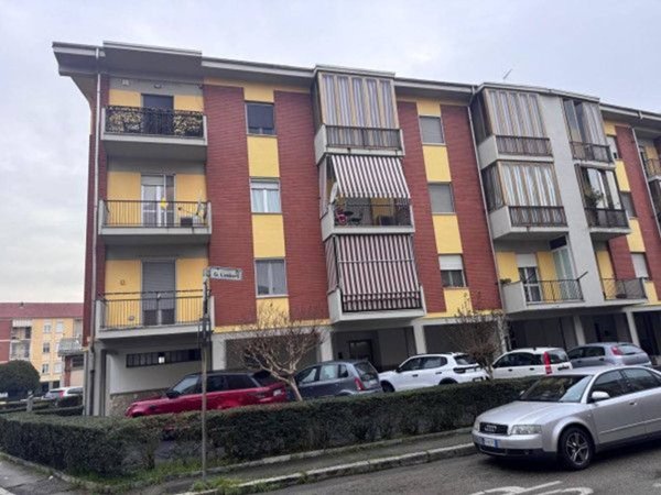 appartamento in vendita ad Asti in zona Torretta