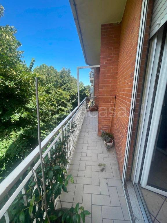 appartamento in vendita ad Asti in zona Pilone