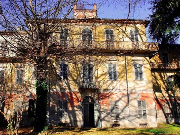 villa in vendita ad Asti in zona Variglie