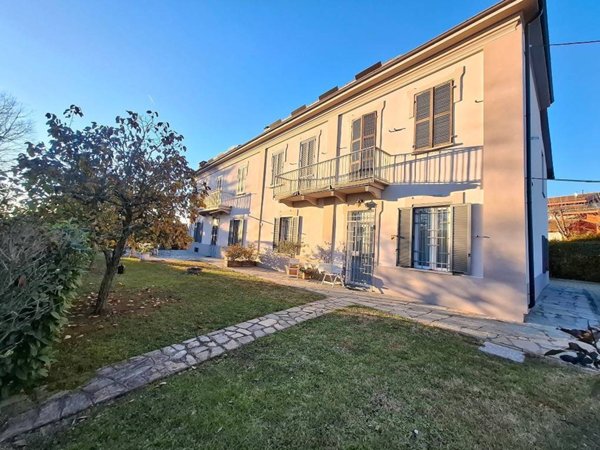 casa indipendente in vendita ad Asti