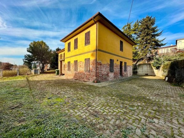 casa indipendente in vendita ad Asti