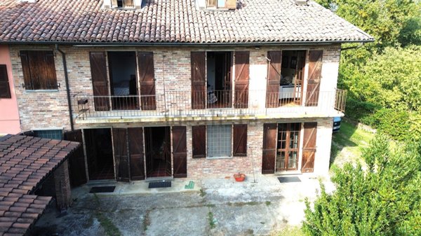 casa indipendente in vendita ad Asti