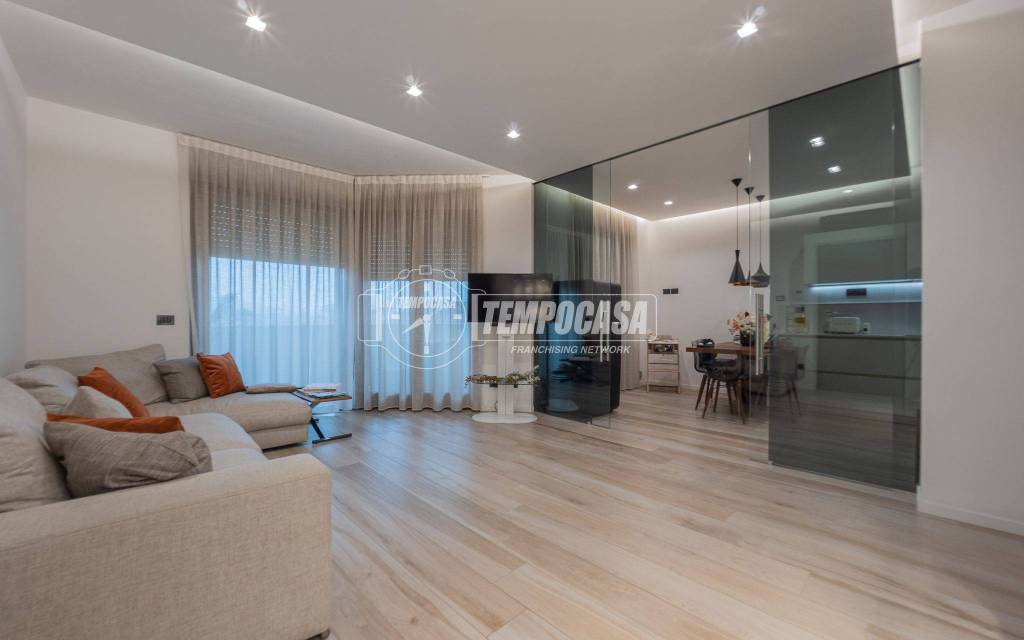 appartamento in vendita ad Asti in zona Rioscone