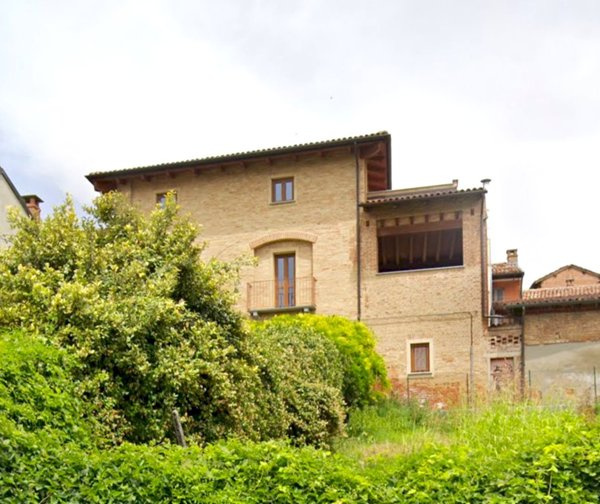 casa indipendente in vendita ad Asti