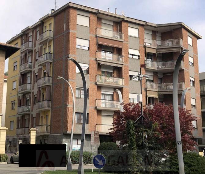 appartamento in vendita ad Asti in zona Corso Dante