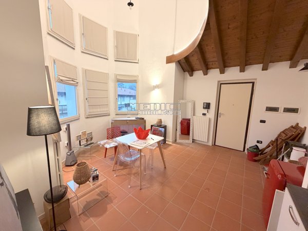 appartamento in vendita ad Asti in zona Mombarone