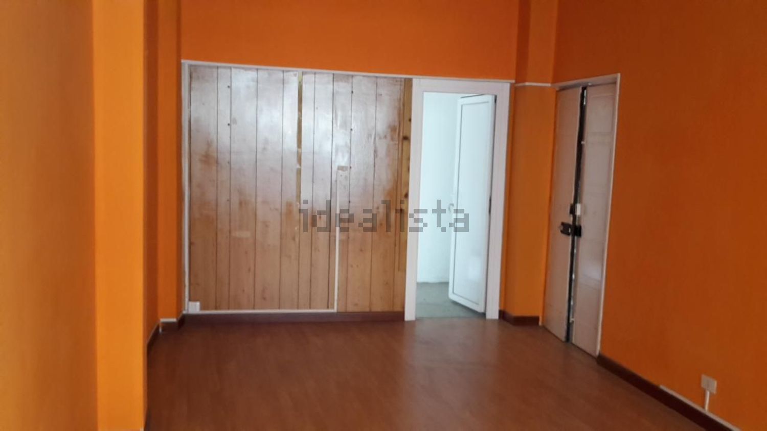 negozio in vendita ad Asti in zona Corso Volta