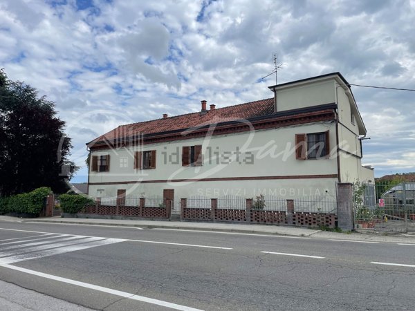 casa indipendente in vendita ad Asti