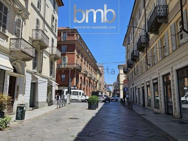 negozio in vendita ad Asti in zona Corso Dante