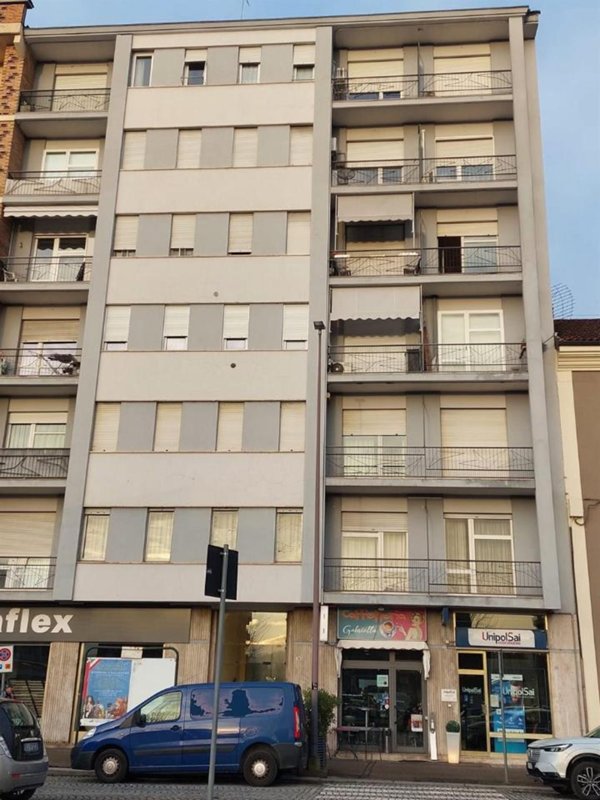 appartamento in vendita ad Asti