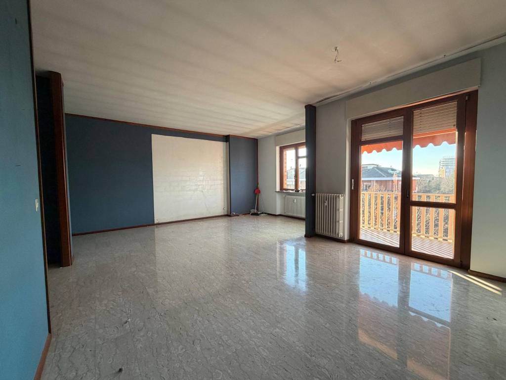 appartamento in vendita ad Asti in zona Quarto