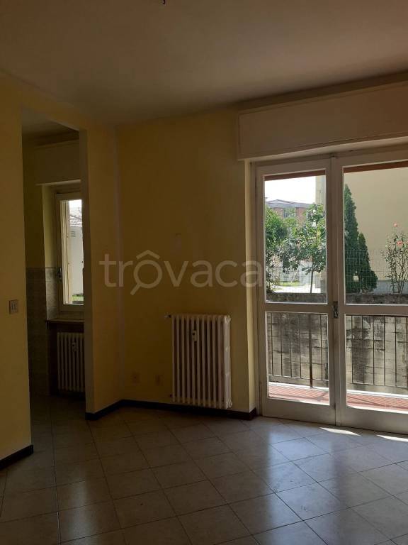 appartamento in vendita ad Asti in zona Maternita