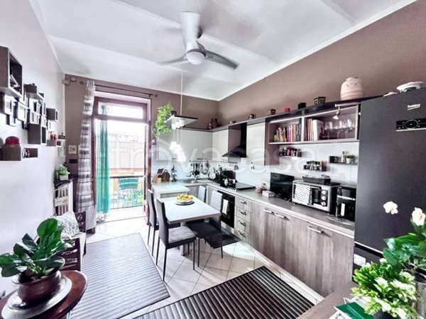 appartamento in vendita ad Asti in zona Pilone