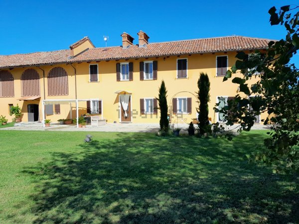 casale in vendita ad Asti