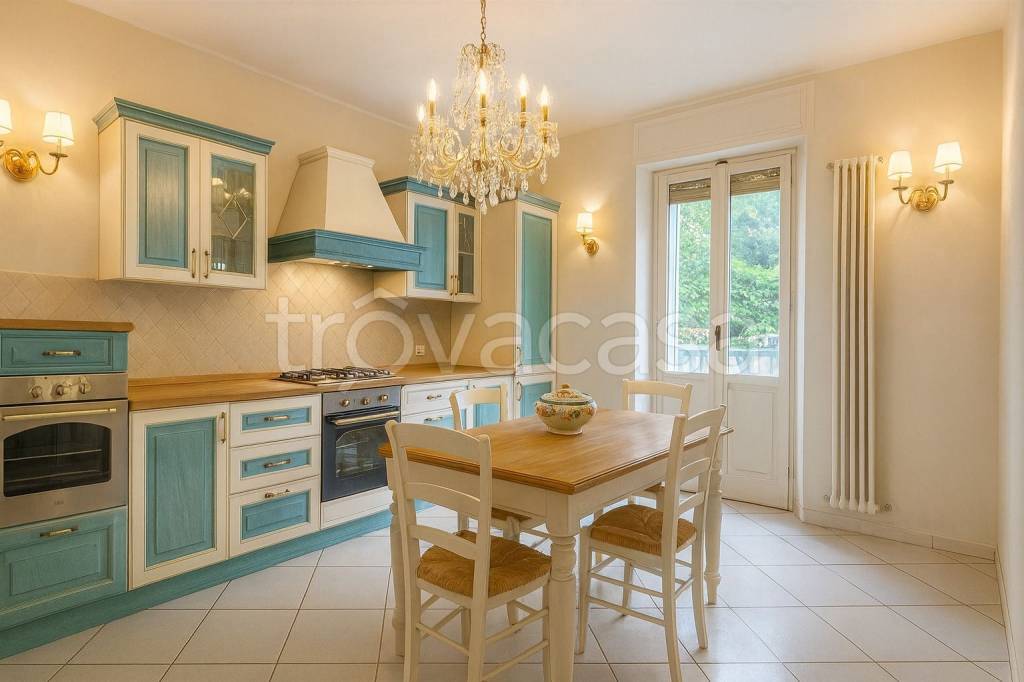 appartamento in vendita ad Asti in zona Centro Città