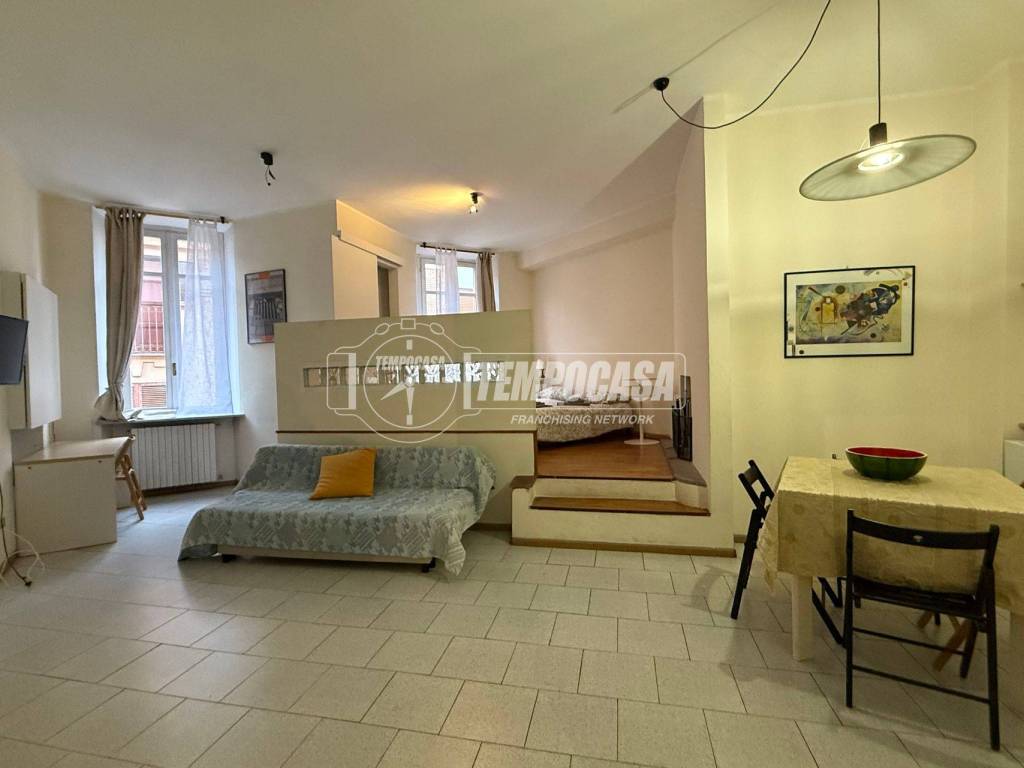 appartamento in vendita ad Asti in zona Centro Città