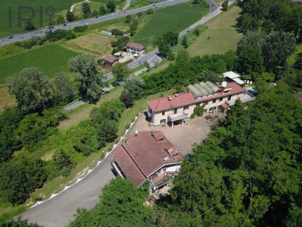 casa indipendente in vendita ad Asti in zona Torrazzo