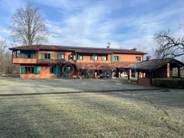 casa indipendente in vendita ad Asti in zona Valleandona