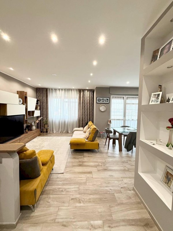 appartamento in vendita ad Asti in zona Pilone