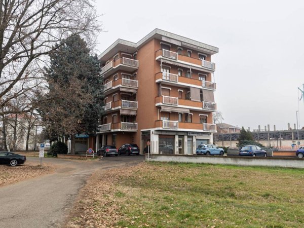 appartamento in vendita ad Asti in zona Castiglione