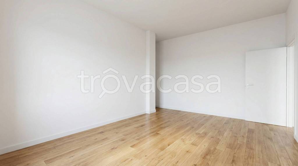 appartamento in vendita ad Asti in zona Corso Dante