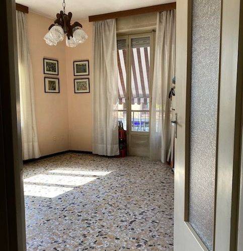 appartamento in vendita ad Asti in zona Bramairate