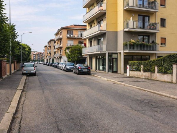 intera palazzina in vendita ad Asti in zona Castiglione