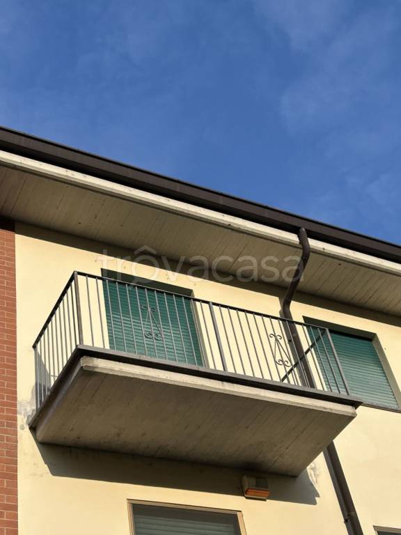 appartamento in vendita ad Asti in zona Variglie