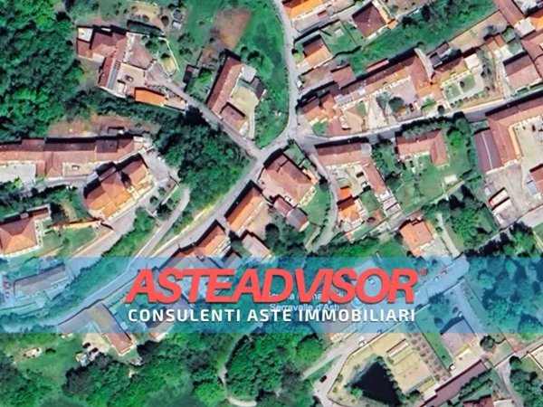 casa indipendente in vendita ad Asti in zona Serravalle