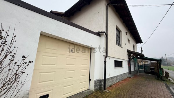 casa indipendente in vendita ad Asti