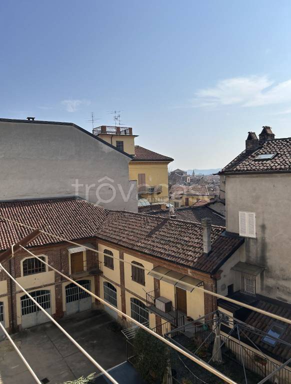 appartamento in vendita ad Asti in zona Centro Città
