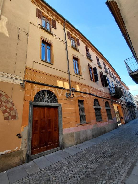 appartamento in vendita ad Asti in zona Centro Città