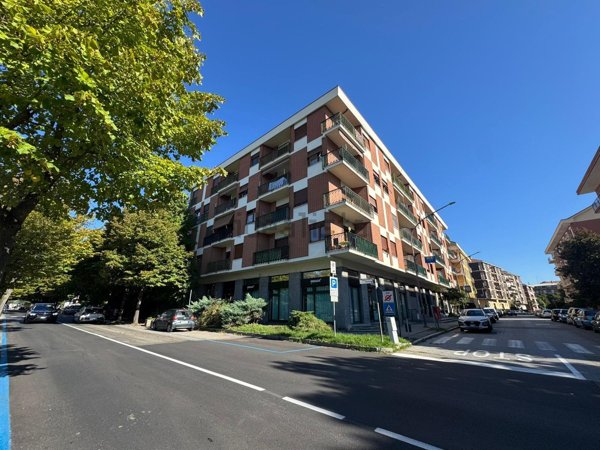 appartamento in vendita ad Asti in zona Quarto
