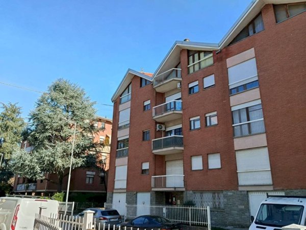 appartamento in vendita ad Asti in zona Corso Dante
