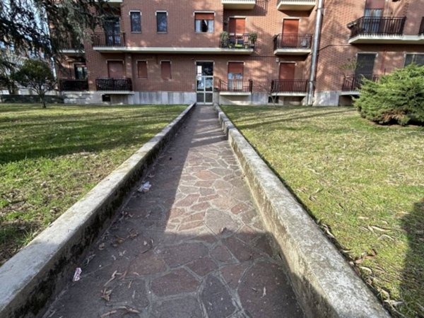 appartamento in vendita ad Asti in zona Castiglione