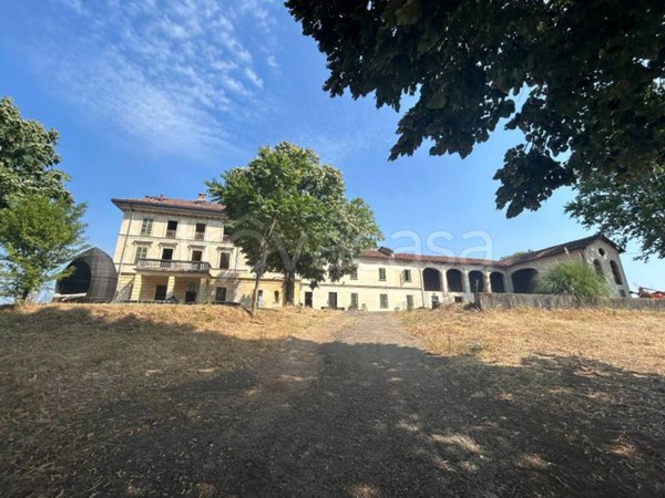 villa in vendita ad Asti in zona Valmanera