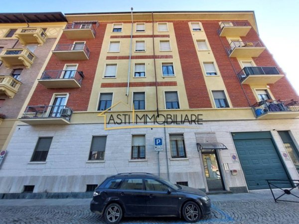 appartamento in vendita ad Asti in zona Centro Città