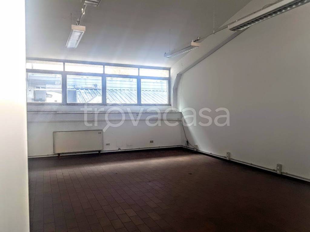 ufficio in vendita ad Asti