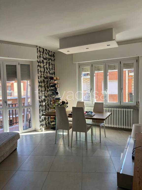 appartamento in vendita ad Asti in zona Corso Dante