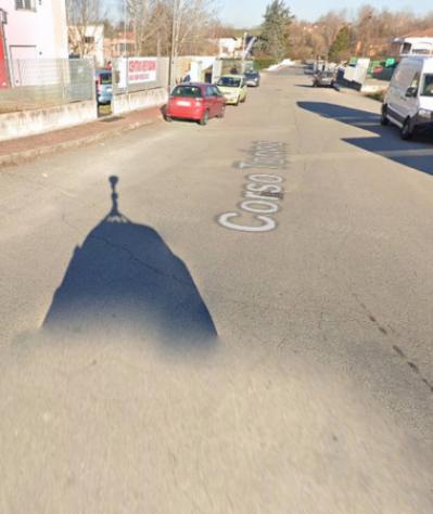 locale commerciale in vendita ad Asti