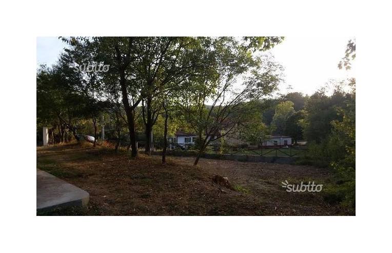 casa indipendente in vendita ad Asti in zona Castiglione